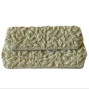 Vintage DuBarry handmade beaded clutch